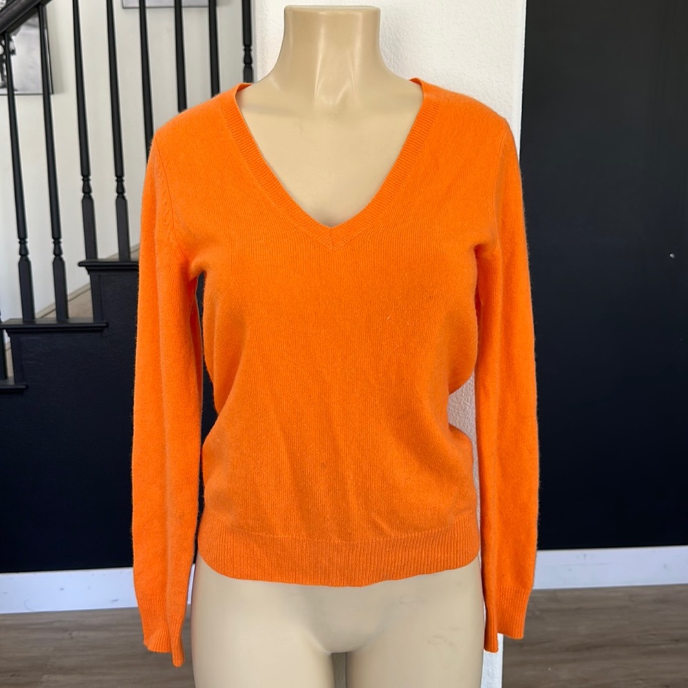 Joe Fresh cashmere sweater orange vneck pull over sweater size small